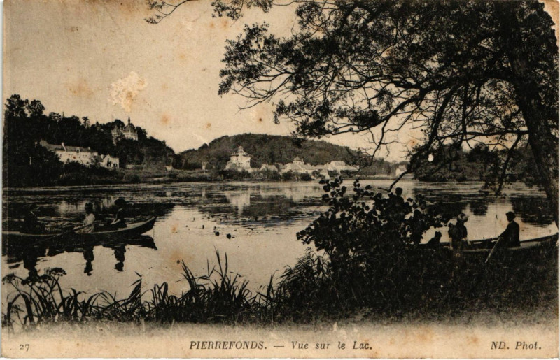 Carte postale ancienne Pierrefonds - Vue sur le Lac à Pierrefonds