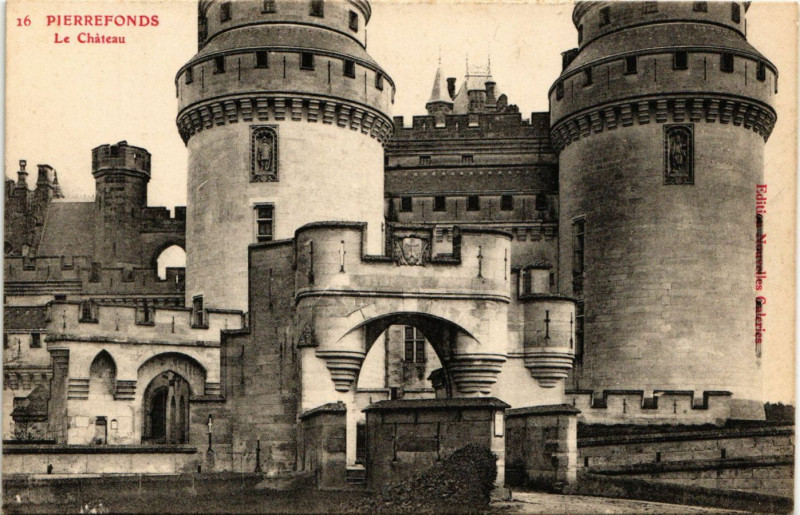 Carte postale ancienne Pierrefonds - Le Chateau à Pierrefonds