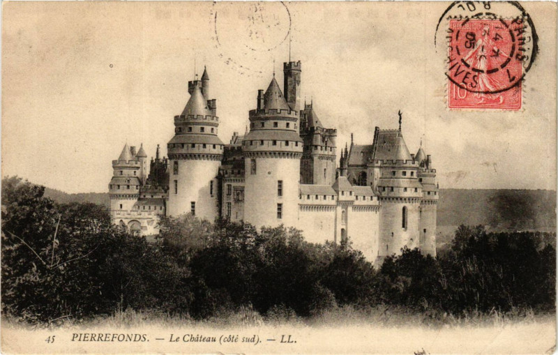 Carte postale ancienne Pierrefonds - Le Chateau (cote sud) à Pierrefonds