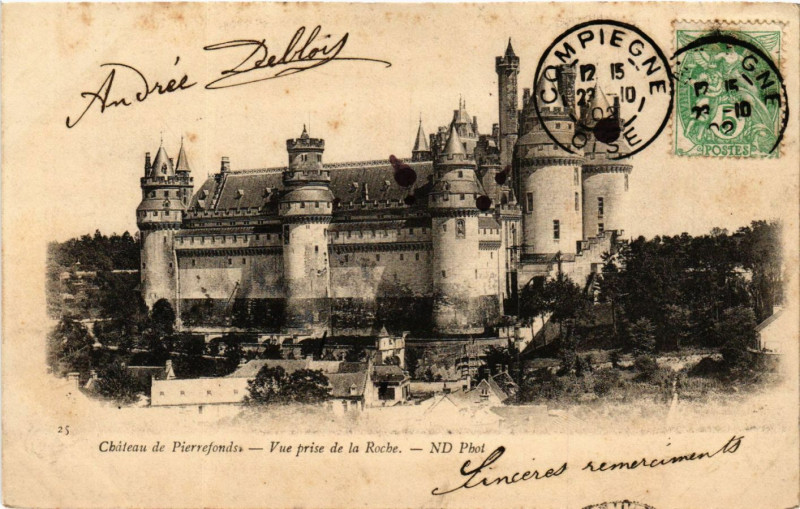 Carte postale ancienne Chateau de Pierrefonds - Vue prise de la Roche à Pierrefonds