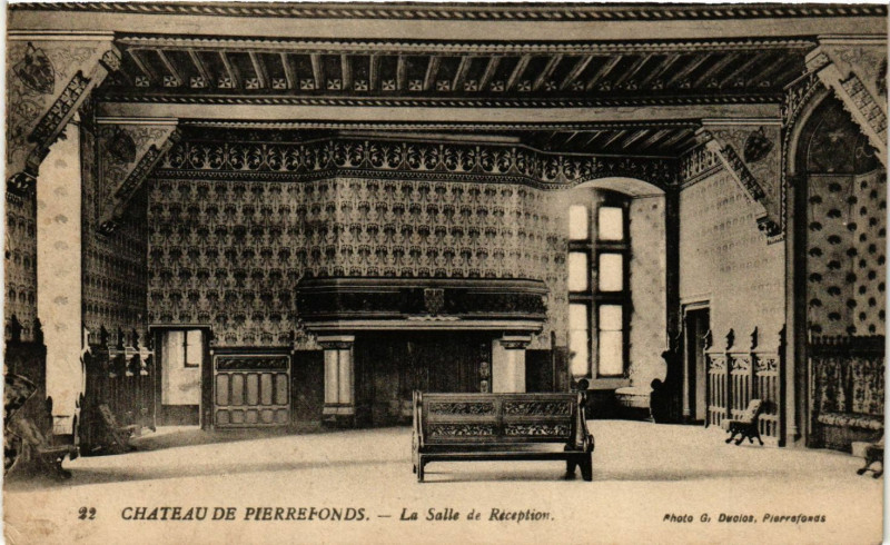 Carte postale ancienne Chateau de Pierrefonds - Le Salle de Reception à Pierrefonds