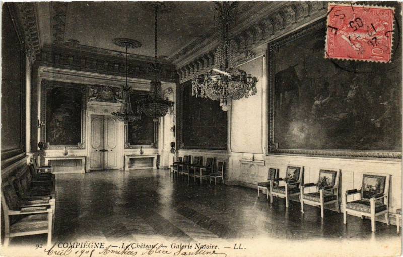 Carte postale ancienne Compiegne - Le Chateau - Galerie Natoire à Compiègne