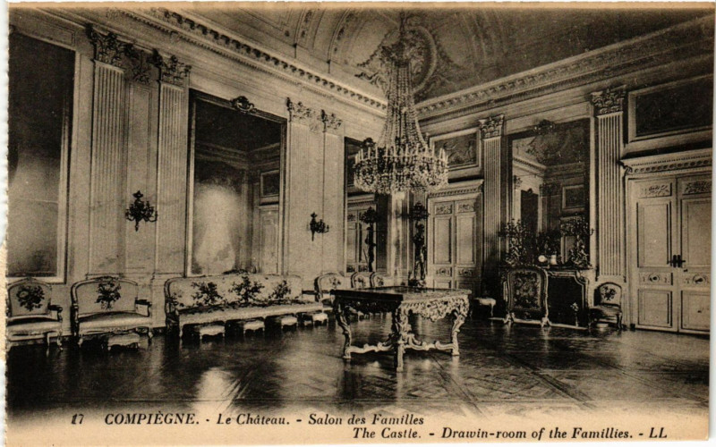 Carte postale ancienne Compiegne - Le Chateau - Salon des Familles - The Castle - Drawin à Compiègne