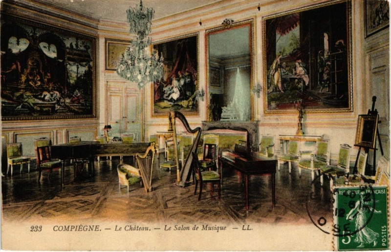 Carte postale ancienne Compiegne - Le Chateau - Le Salon de Musique à Compiègne