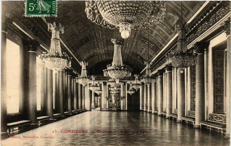 Carte postale ancienne Compiegne - Chateau - Salle des Fetes à Compiègne