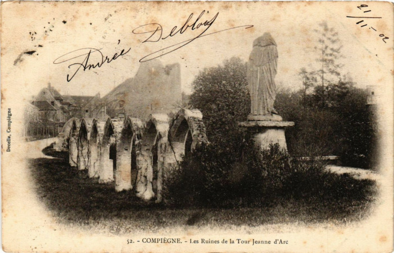 Carte postale ancienne Domfront - L'Eglise N.-D. sur l'eau (Xi siecle) à Domfront