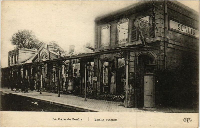 Carte postale ancienne La Gare de Senlis - Senlis station à Senlis