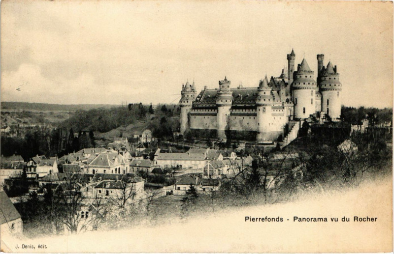 Carte postale ancienne Pierrefonds - Panorama vu du Rocher à Pierrefonds