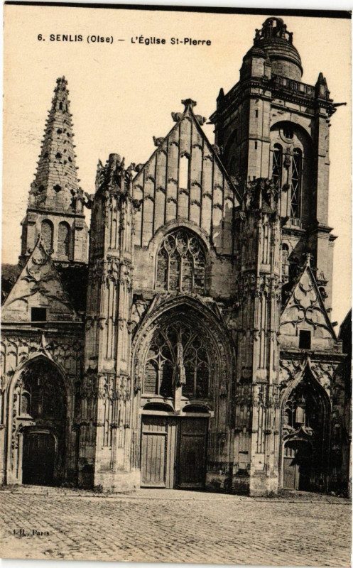 Carte postale ancienne Senlis - L'Eglise Saint-Pierre à Senlis