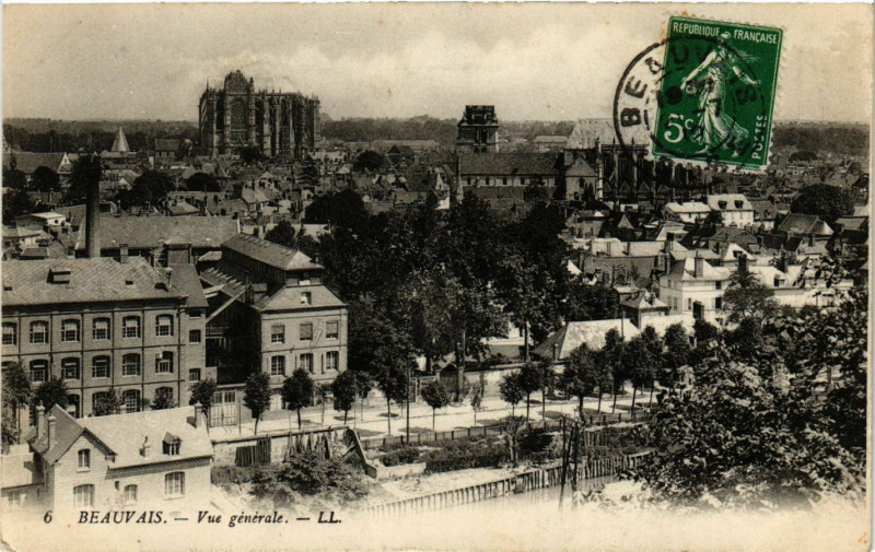 Carte postale ancienne Beauvais - Vue générale à Beauvais