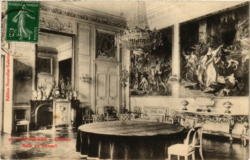 Carte postale ancienne Compiegne - Chateau - Salle du Gonseil à Compiègne
