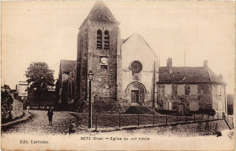 Carte postale ancienne Betz - Eglise du Xii siecle à Betz