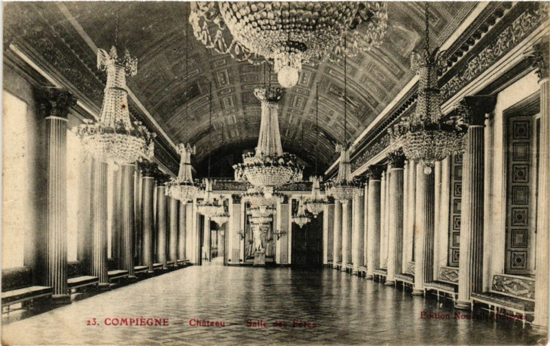 Carte postale ancienne Compiegne - Chateau - Salle des Fetes à Compiègne