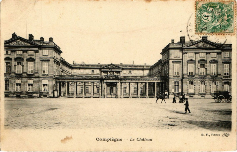 Carte postale ancienne Compiegne - Le Chateau à Compiègne