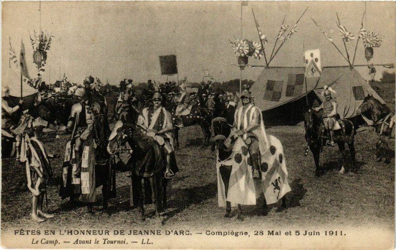 Carte postale ancienne Fetes en l'Honneur de Jeanne d'Arc Compiegne 28 Mai et 5 Juin 1911 à Compiègne