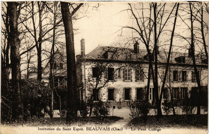 Carte postale ancienne Institution du Saint-Esprit Beauvais - Le Petit College à Beauvais