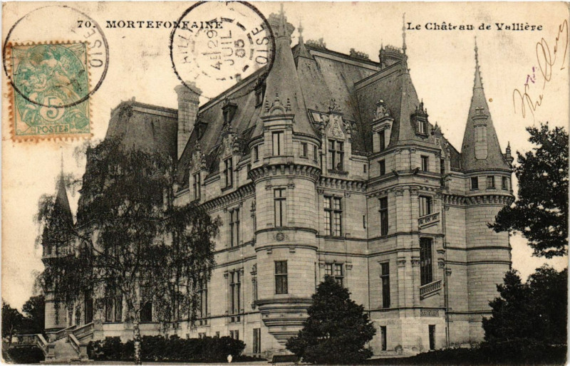 Carte postale ancienne Montdidier - Le Chateau de Valliere