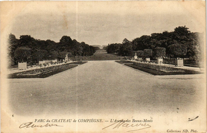 Carte postale ancienne Parc du Chateau de Compiegne - L'Avenue des Beaux-MONTs à Compiègne
