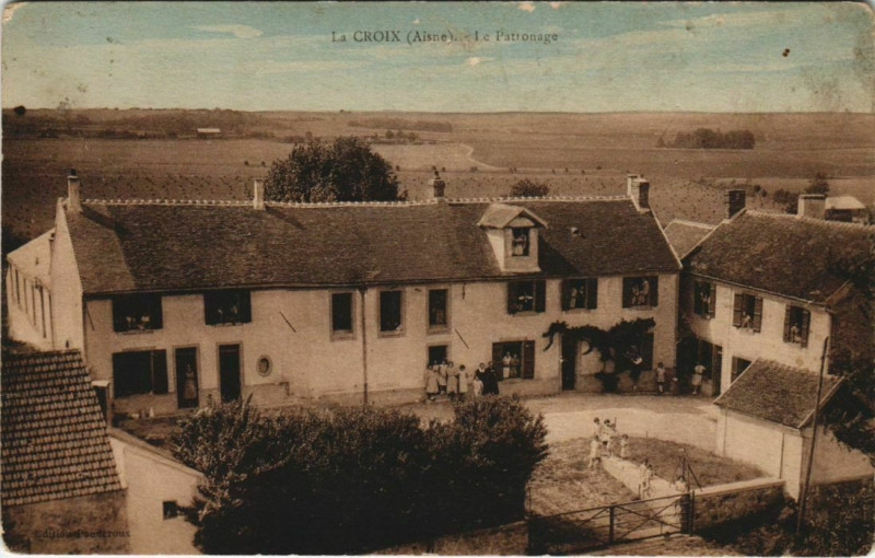 Carte postale ancienne La Croix Le Pattonage