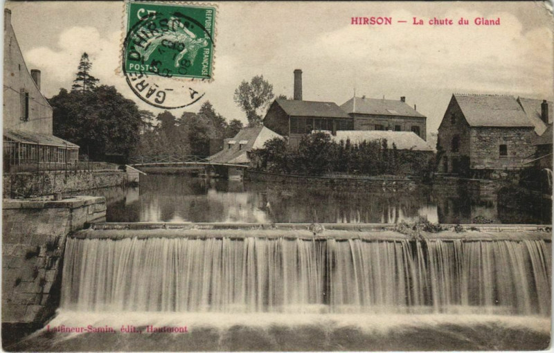 Carte postale ancienne Hirson La chute du Gland à Hirson