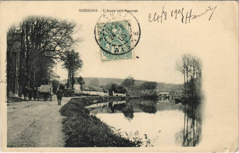 Carte postale ancienne Soissons L'Aisne vers Vauxrot à Soissons