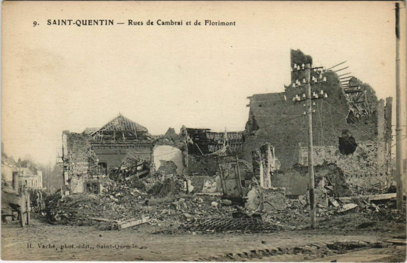 Carte postale ancienne Saint-Rues de Cambrai et de Floirmont