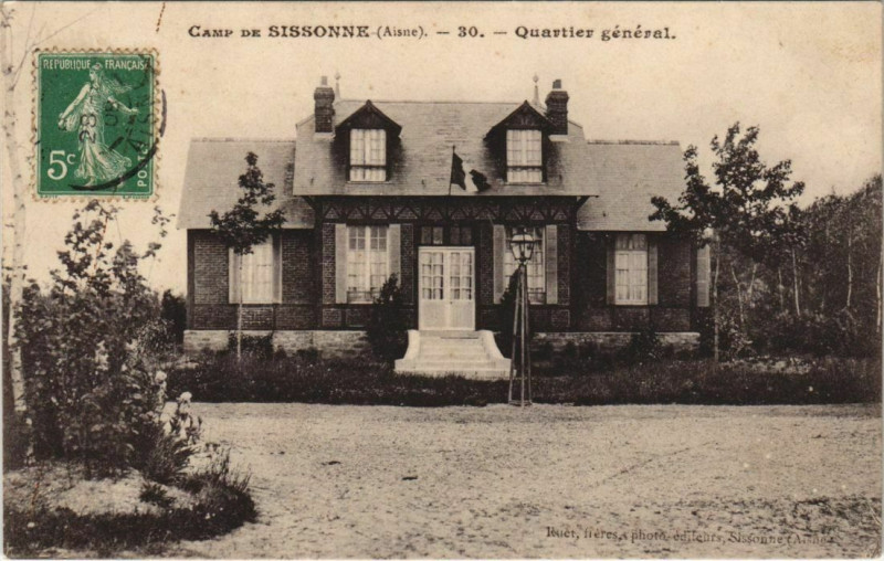 Carte postale ancienne Camp de Sissone 30 Quartier general