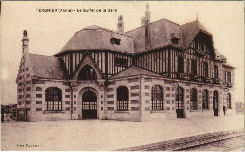 Carte postale ancienne Tergnier Quessy La Buffet de la Gare à Tergnier