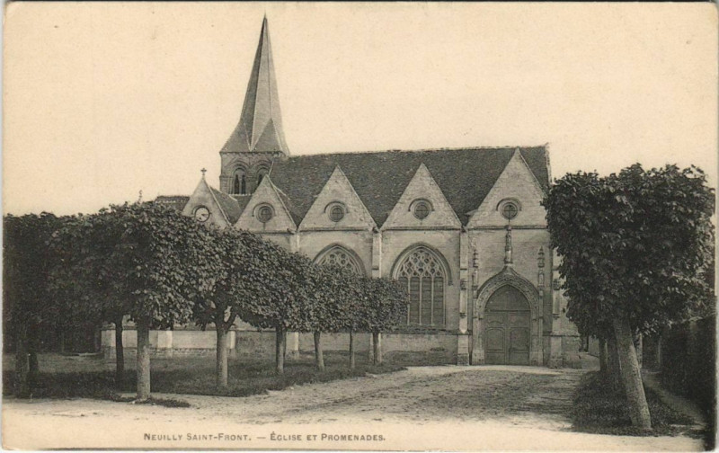 Carte postale ancienne Neuilly-Saint-Front Eglise Et Promenades à Neuilly-Saint-Front