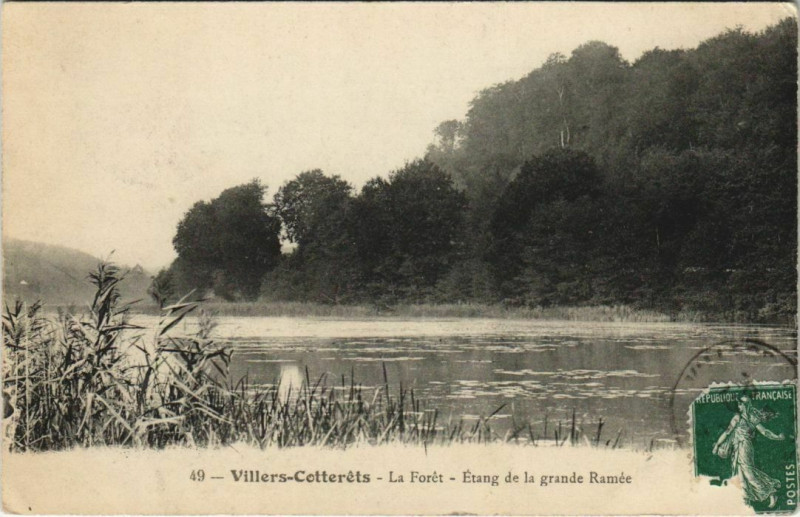 Carte postale ancienne Villers Cotterets La Foret, Etang de la grande Ramee France