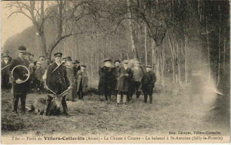 Carte postale ancienne Villers Cotterets La Chasse a Courre France