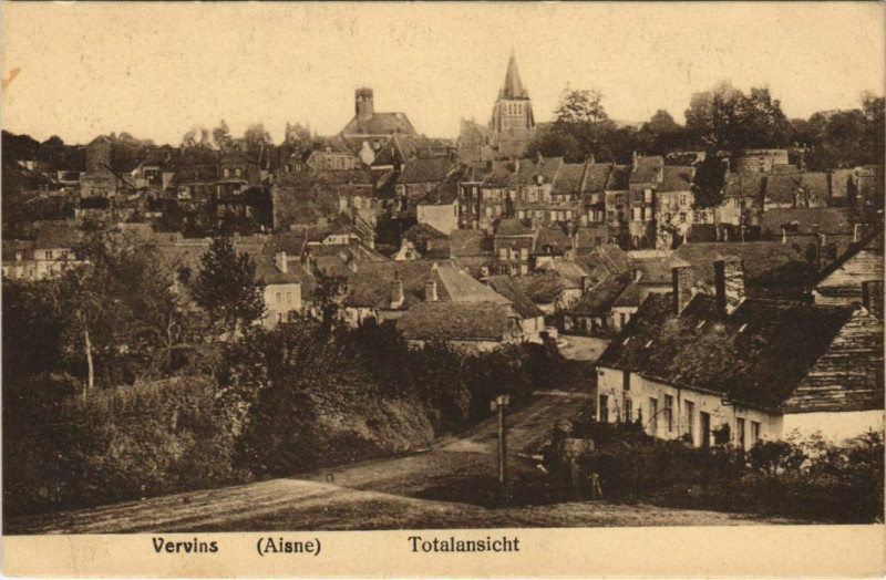 Carte postale ancienne Vervins Totalansicht France à Vervins