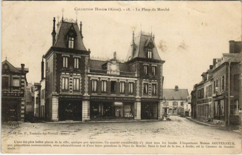 Carte postale ancienne Hirson La Place du Marche France à Hirson
