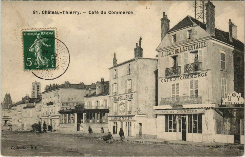 Carte postale ancienne Chateau Thierry Cafe du Commerce France
