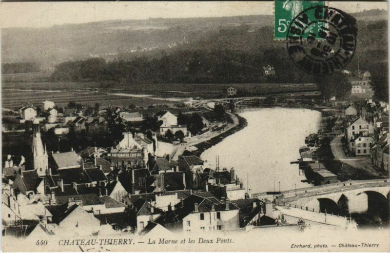 Carte postale ancienne Chateau Thierry La Marne et les Deux Ponts France