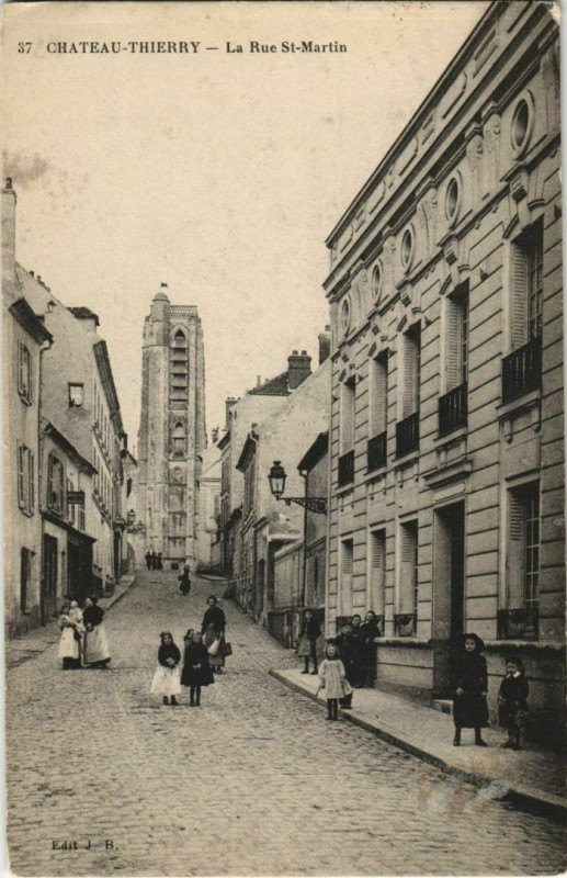 Carte postale ancienne Chateau Thierry La Rue Saint-Martin France
