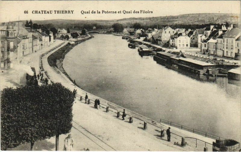 Carte postale ancienne Chateau Thierry Quai de la Poterne et Quai des Filoirs France