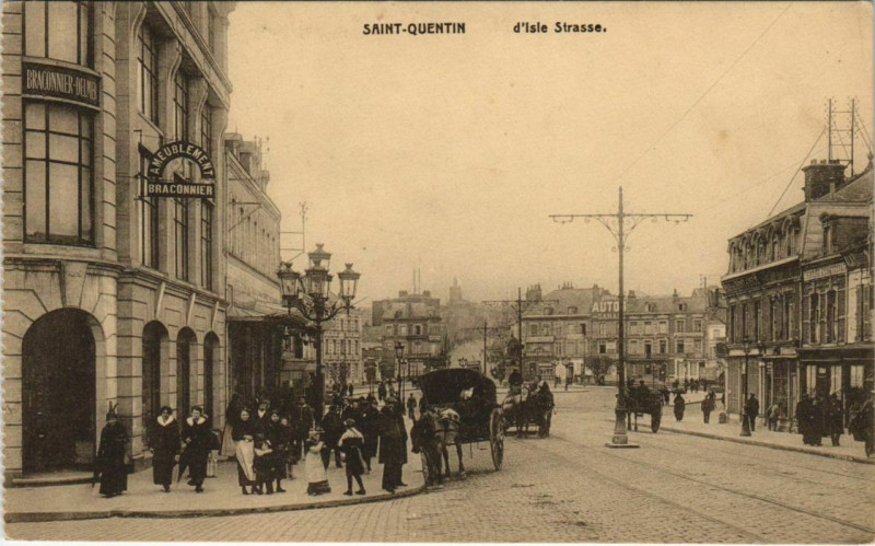 Carte postale ancienne Saint Quentin- d'Isle Strasse France à Saint-Quentin