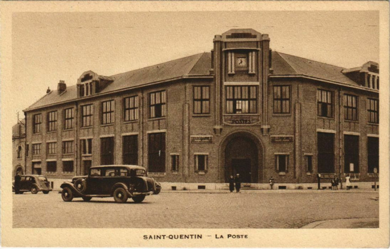 Carte postale ancienne Saint Quentin- La Poste France à Saint-Quentin