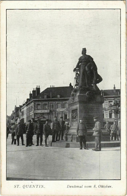 Carte postale ancienne Saint Quentin- Denkmal vom 8 Oktober France à Saint-Quentin