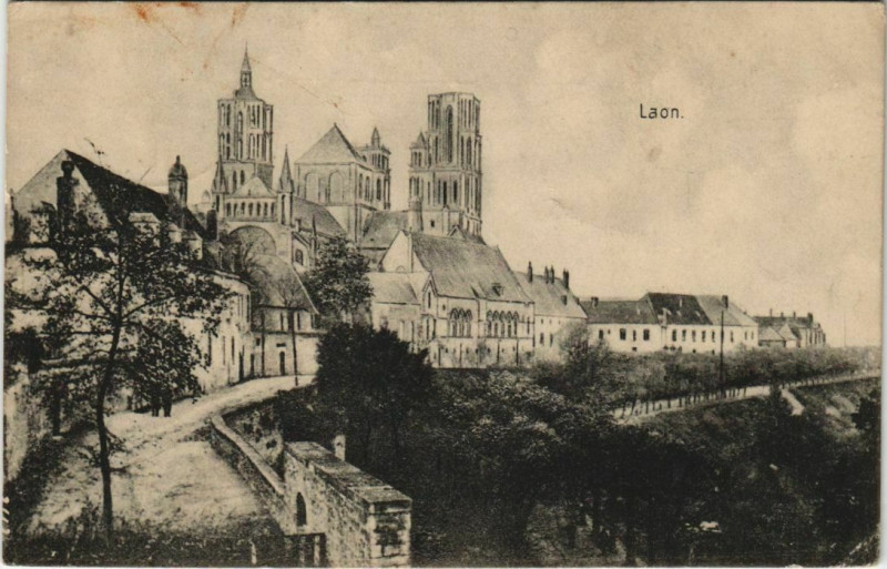 Carte postale ancienne Laon- France à Laon