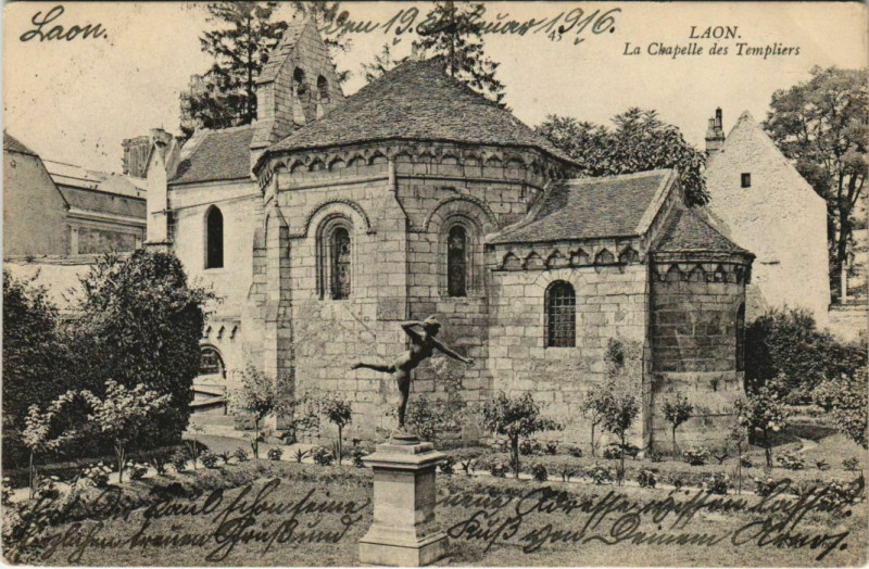 Carte postale ancienne Laon- La Chapelle des Templiers France à Laon