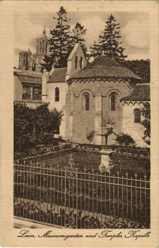Carte postale ancienne Laon- Museumsgarten und Templer Kapelle France à Laon