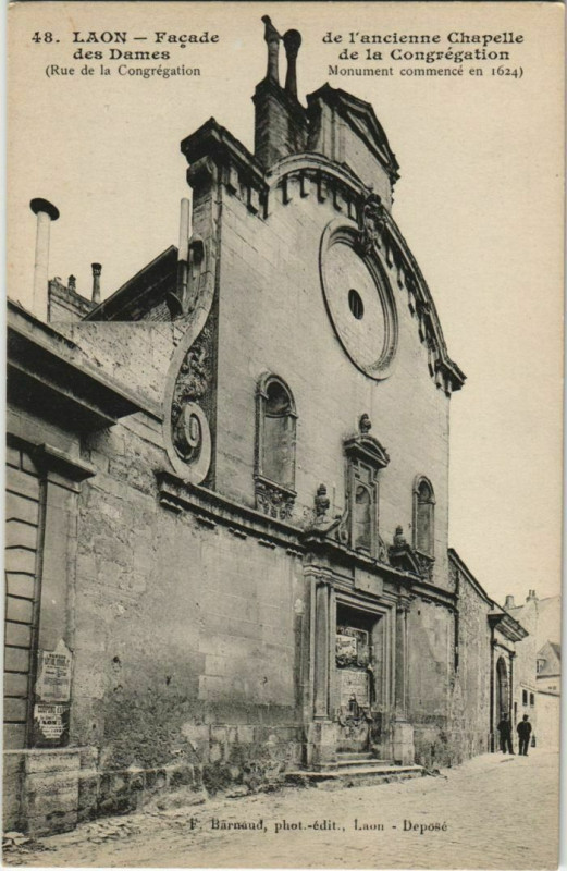 Carte postale ancienne Laon- Facade de Chapelle des Dames France à Laon