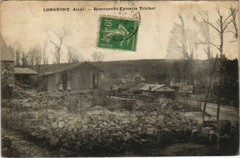 Carte postale ancienne Longpont - Restaurant-Epicerie Trichet - Ruines à Longpont