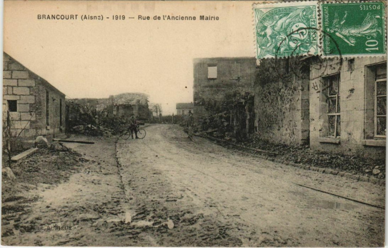 Carte postale ancienne Brancourt - Rue de l'Ancienne Mairie
