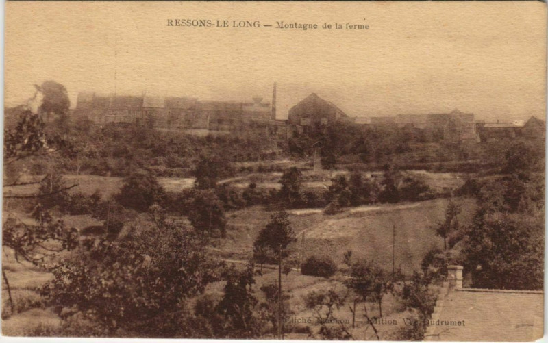 Carte postale ancienne Ressons-le-Long - Montagne de la Ferme à Ressons-le-Long