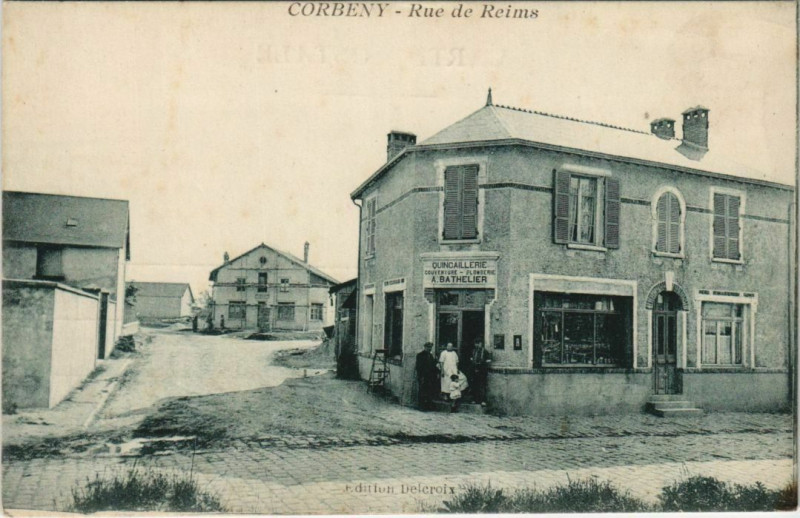 Carte postale ancienne Corbeny - Rue de Reims à Corbeny
