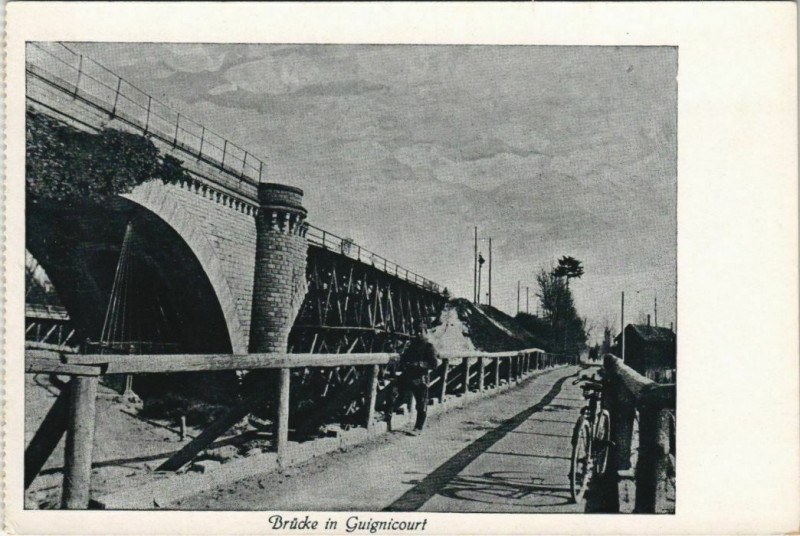 Carte postale ancienne Guignicourt - Le Pont