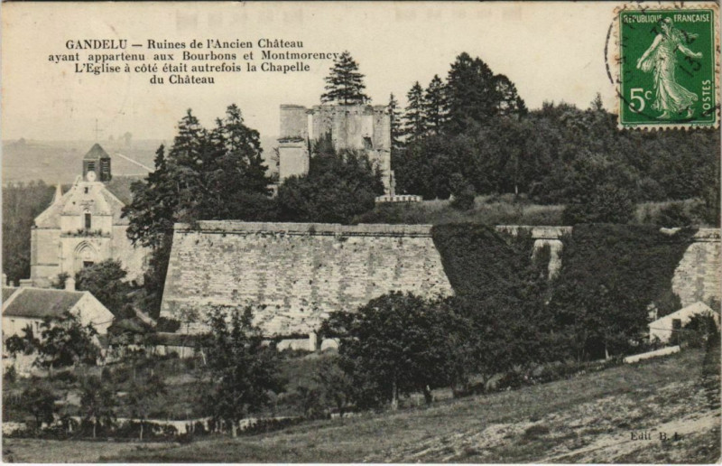 Carte postale ancienne Gandelu - Ruines de l'Ancien Chateau à Gandelu